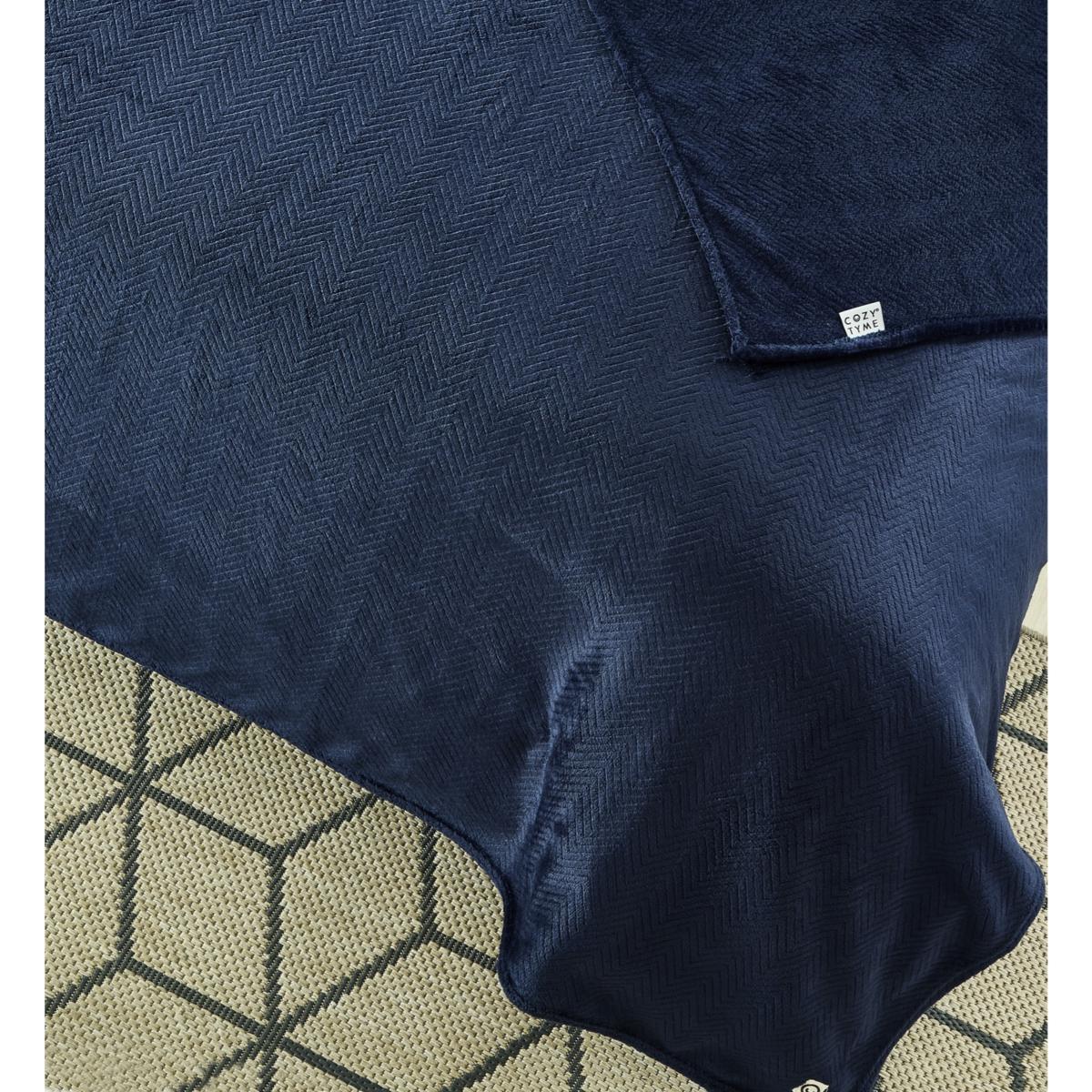 Supersoft Fleece Navy Polyester King Blanket