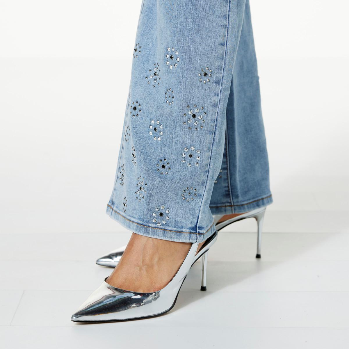 DG2 by Diane Gilman New Classic Stretch Denim Embellished