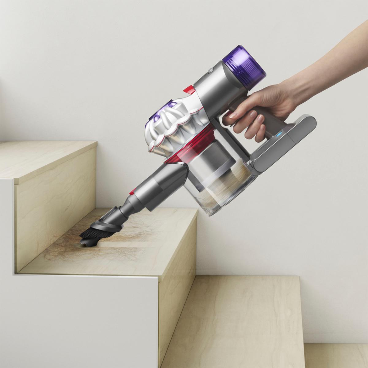 DYSON on sale V8 CORDLESS VACUUM CLEANER