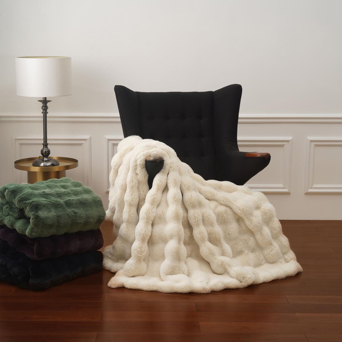 G BY G Faux Fur Throw