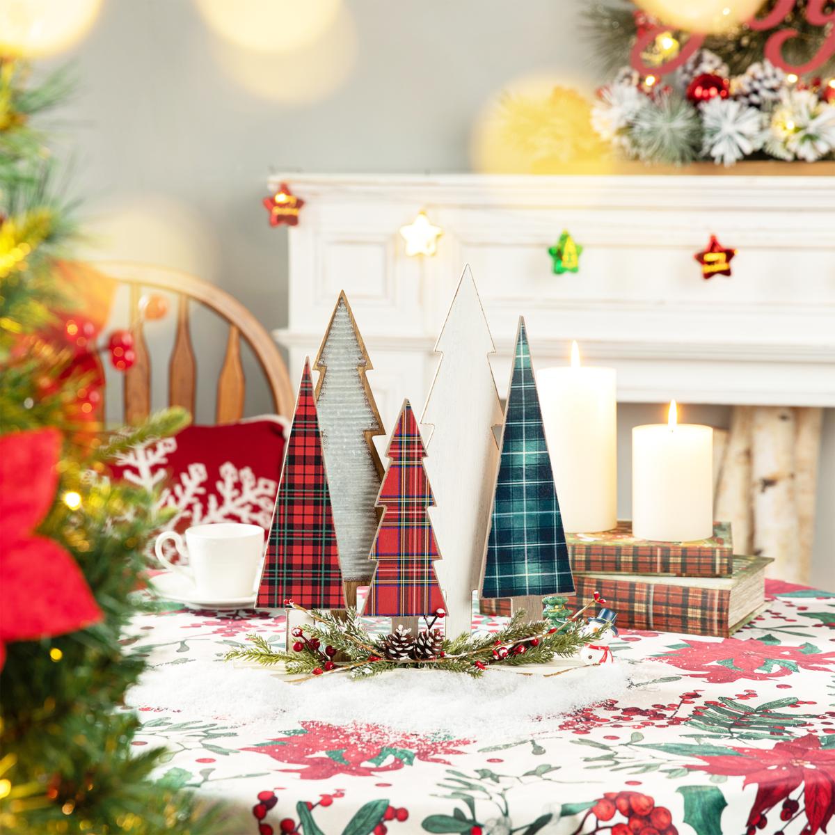 Glitzhome 14in. H Wooden Christmas Tree Table Decor