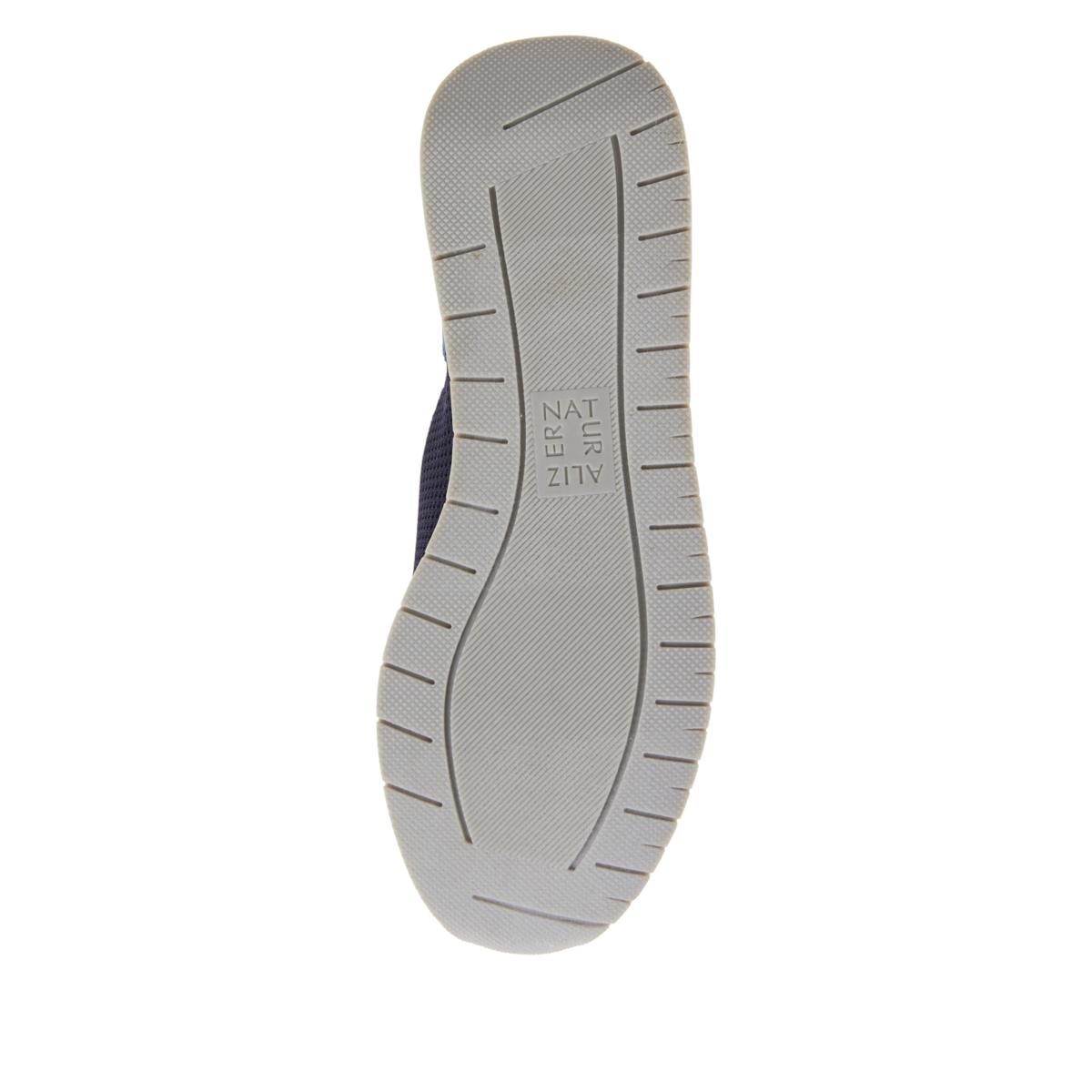 naturalizer lafayette