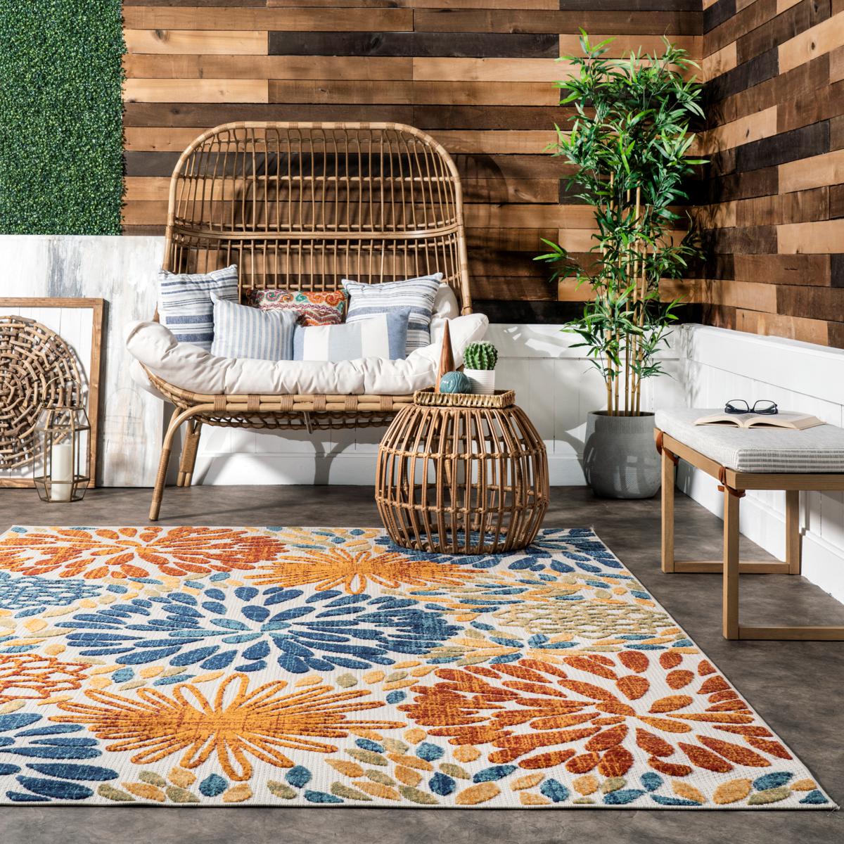 nuLOOM 7 x 9 Red Indoor/Outdoor Area Rug nuLOOM 7 x 9 Red Indoor/Outdoor Area Rug