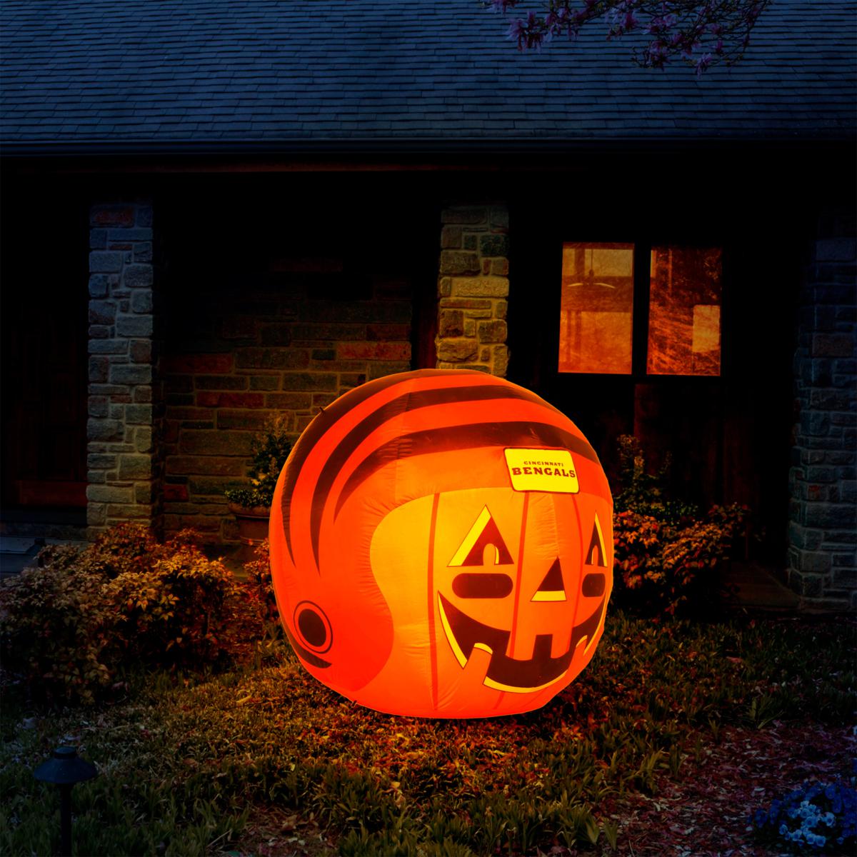 Cincinnati Bengals Snoopy Pumpkin House NFL