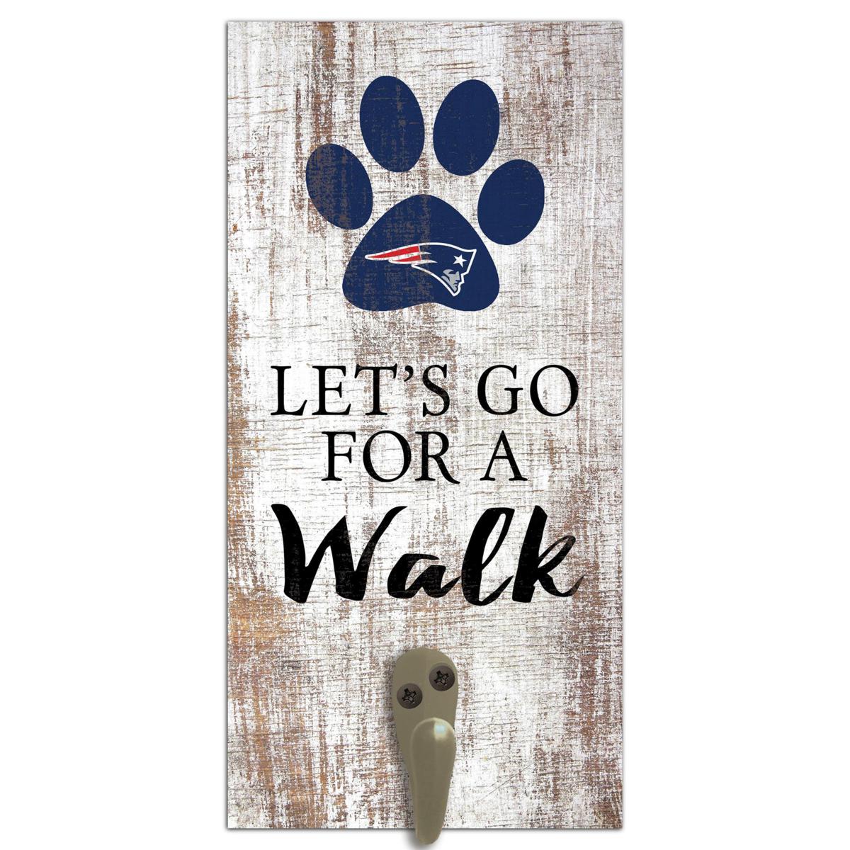 Officially Licensed NFL New England Patriots Dog Leash Holder Sign