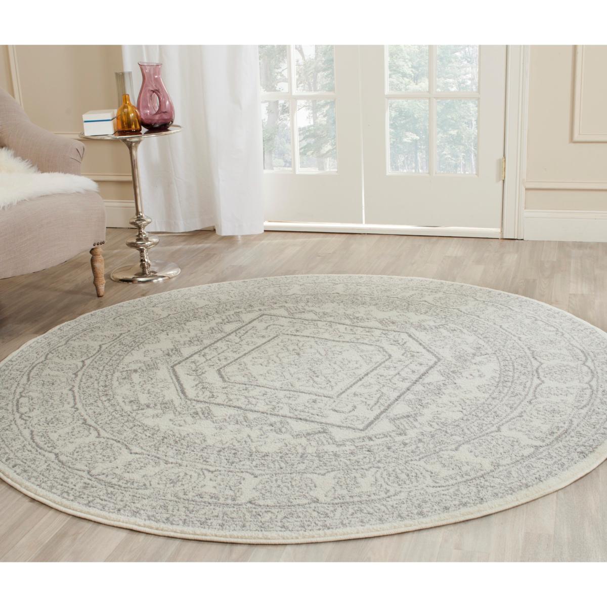 Safavieh Amelia Claire 6'-7 X 6'-7 Round Rug