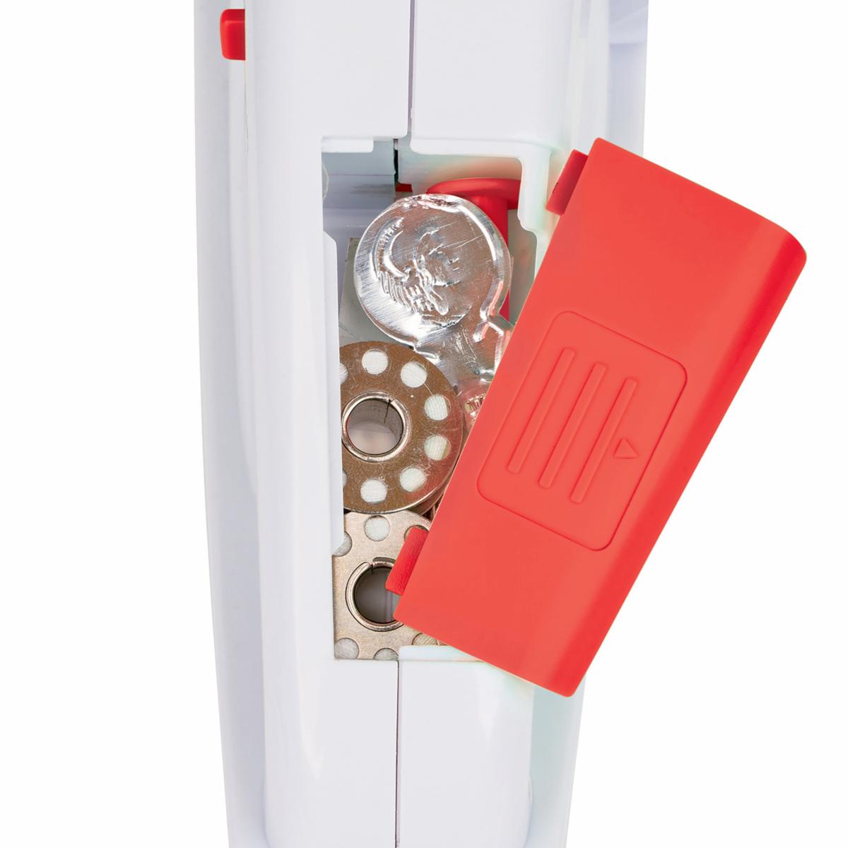 Two Thread Hand Held Mending Machine SINGER Stitch Quick + White