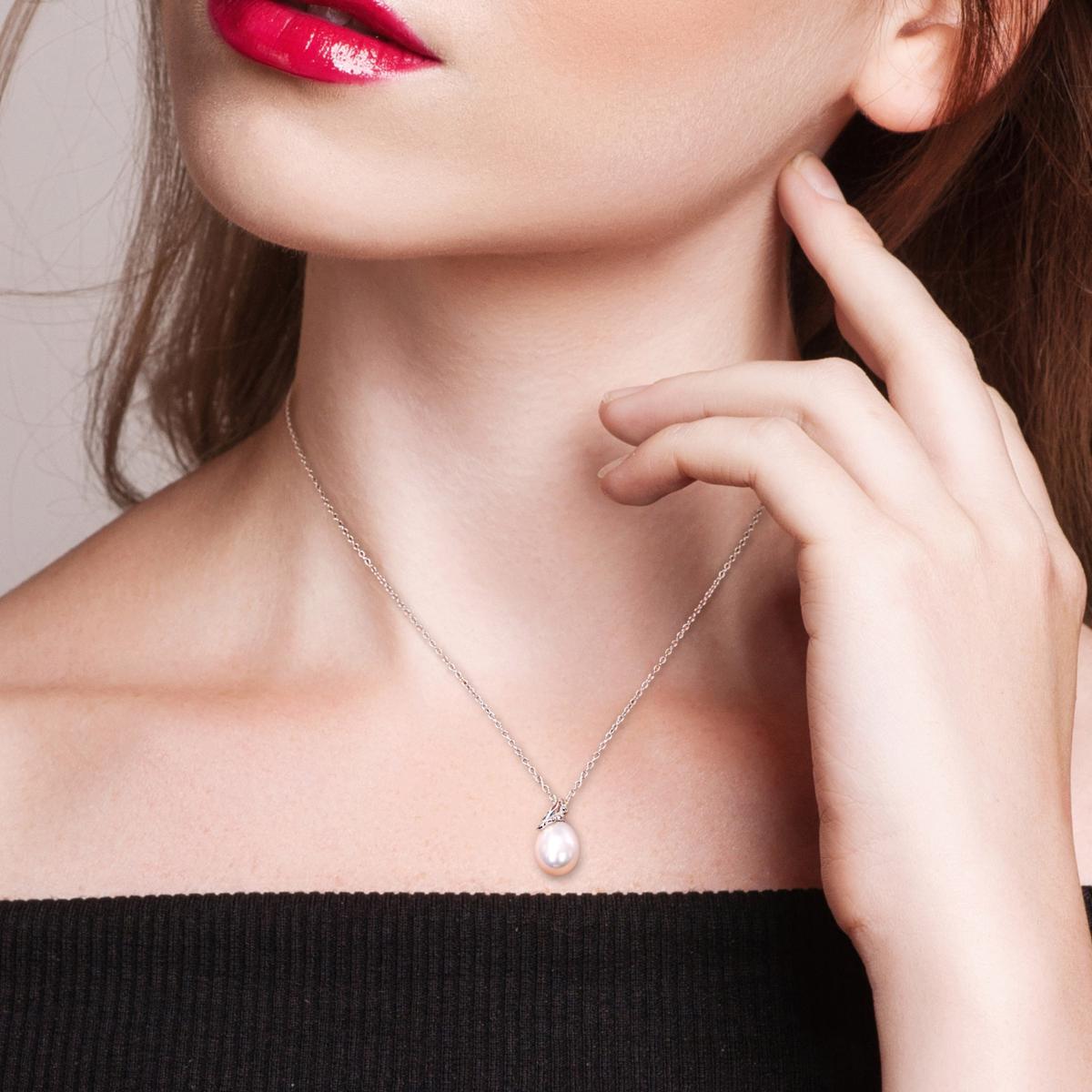 Cultured pearl hot sale pendant necklace