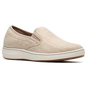 "As Is" Clarks Cloudsteppers BreezeSky Zoe Casual Canvas Slip-On Shoe