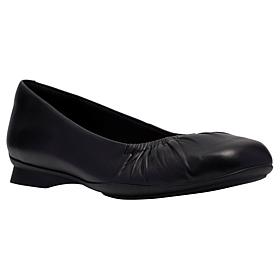 "As Is" Clarks Collection Jazmynn Lo Ballet Flat