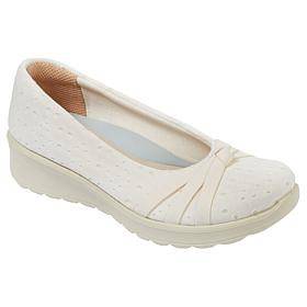Bzees Gem2 Washable Eyelet Casual Flat