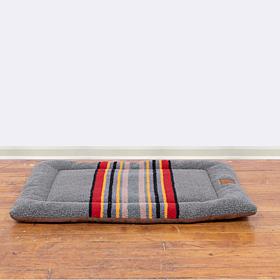 Carolina Pet Company Pendleton Small Yakima Camp Comfort Cushion