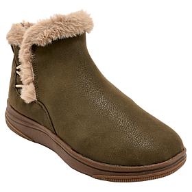 Clarks Cloudsteppers Breeze Faux Fur Ankle Bootie