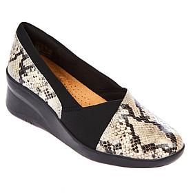 Clarks Collection Suttyn Walk Leather Slip-On