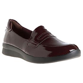 Clarks Ellowyn Slip-On Shoe
